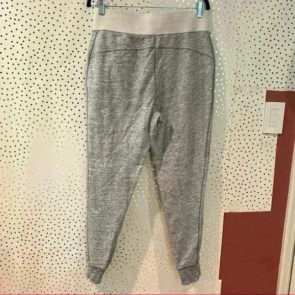 Lululemon Cool and Collected Joggers - Picture 9 of 10